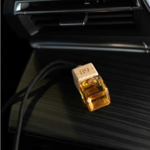 Kabinamas oro gaiviklis 8ml. - Love 1 Kabinamas oro gaiviklis 8ml. - Love 1
